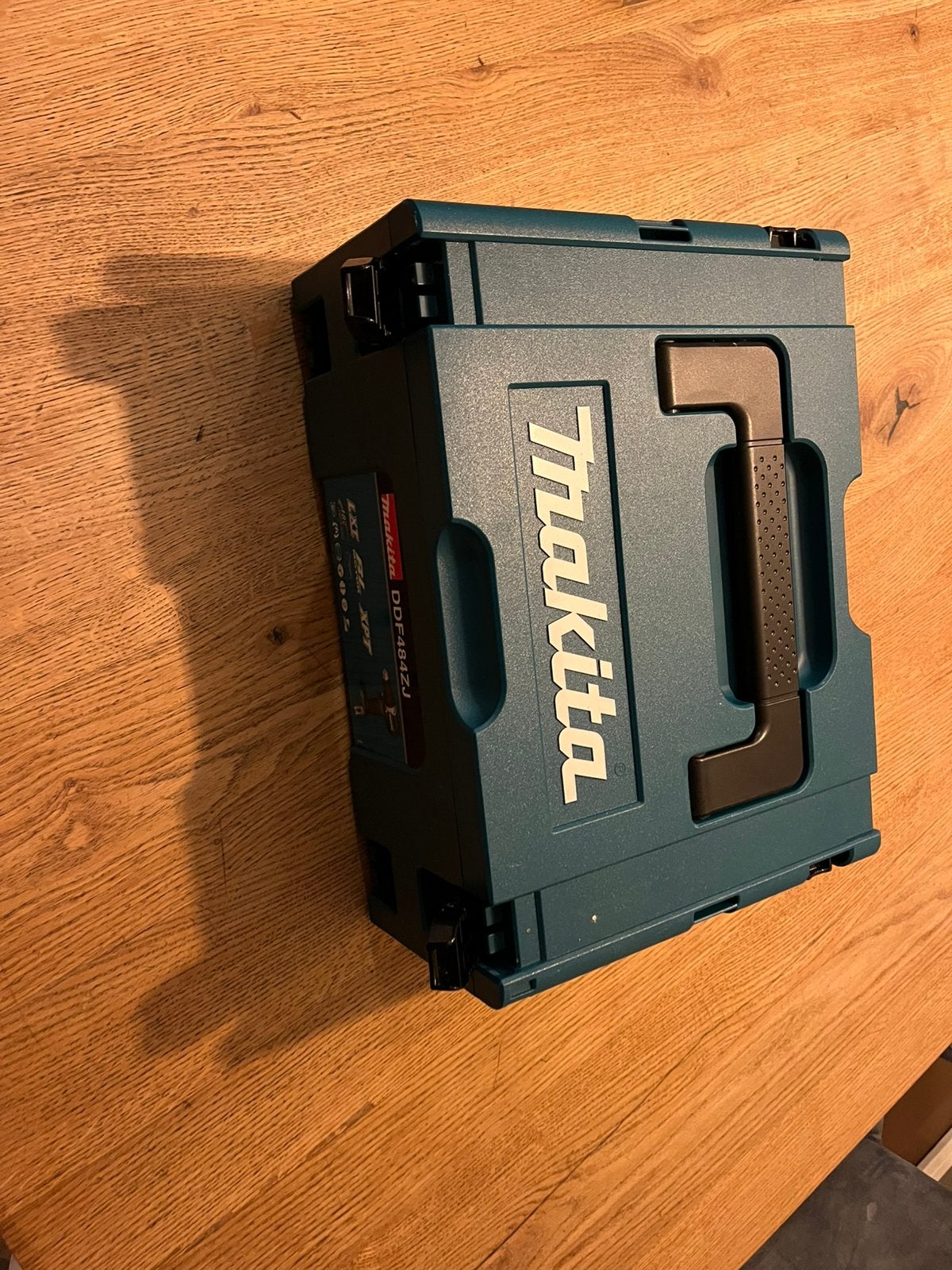 Makita m box, Ophalen, Nieuw