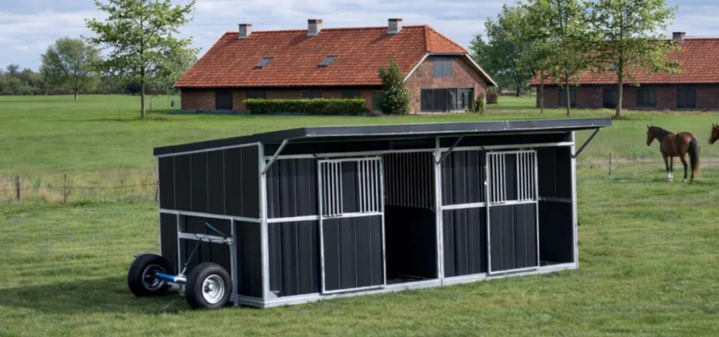 Gezocht!! Weiland met paardenstal voor koop of huur, Weidegang, 1 paard of pony