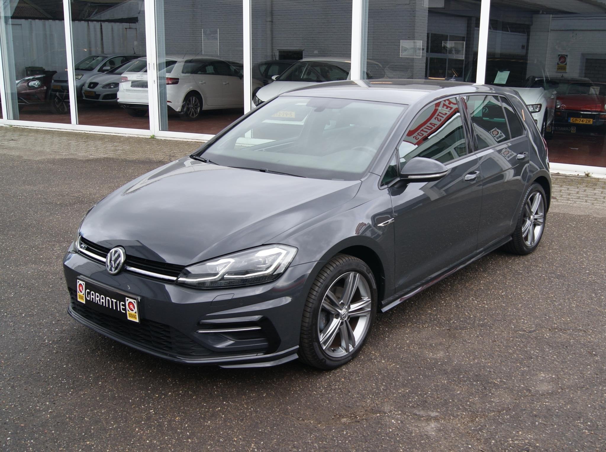 Volkswagen Golf 1.0 TSI Highline Business R Clima,Pdc,R-Line, 12 maanden, Gebruikt, Bedrijf, Handgeschakeld
