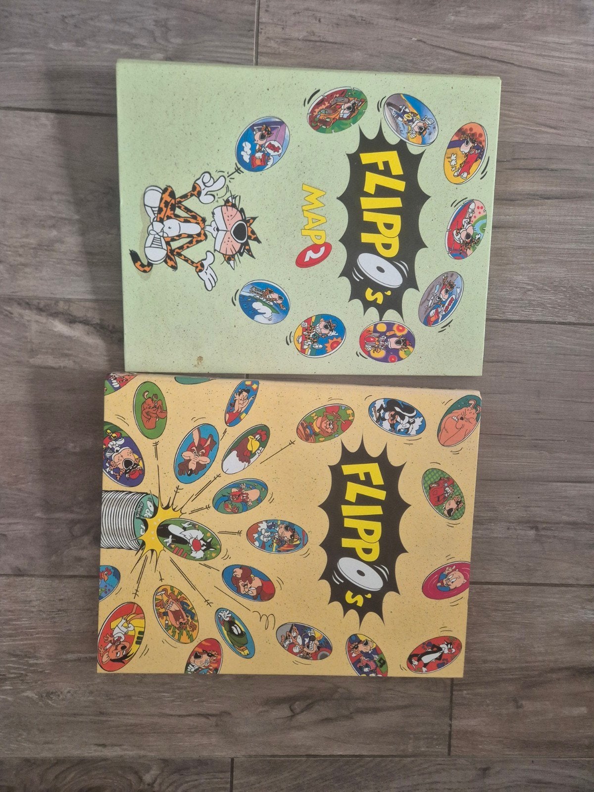 Grote verzameling Flippo's in originele mappen, Verzamelen, Ophalen of Verzenden, Chester Cheetos, Verzameling, Met verzamelmap(pen)
