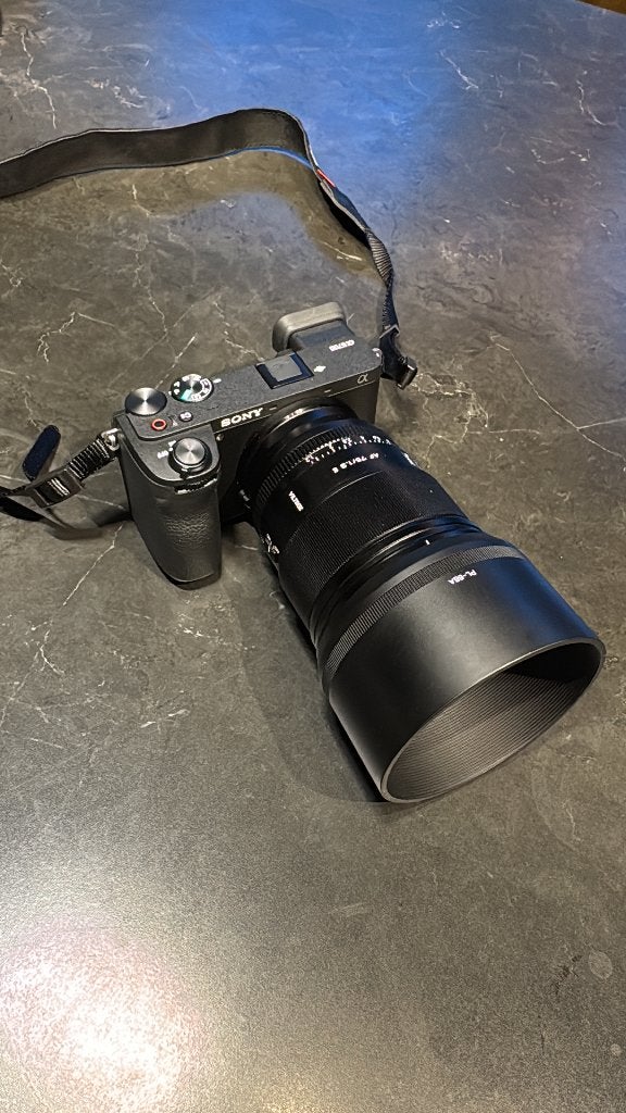 Sony A6700 viltrox pro 1.2 Sigma 1.4 Sony 1.8, Ophalen, Lensdop, Zo goed als nieuw, GPS