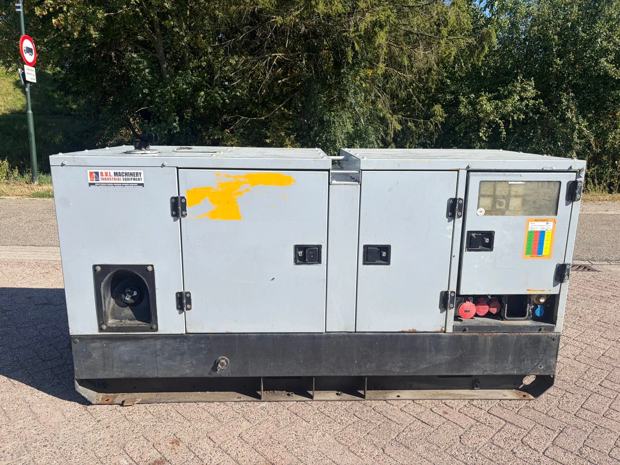 Atlas-Copco QAS 60 kVA Perkins aggregaat generator