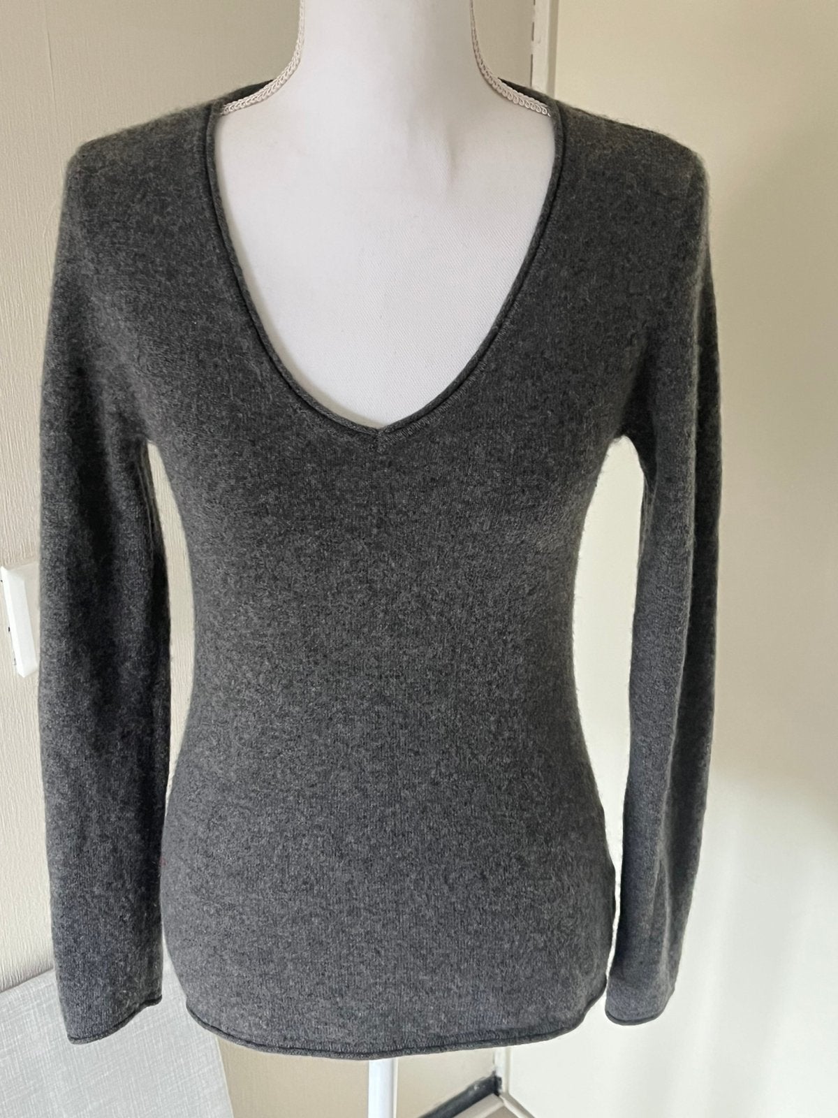 Tour S.  100% cashmere grijze trui maat S, Ophalen of Verzenden, Zo goed als nieuw, Maat 36 (S), Grijs
