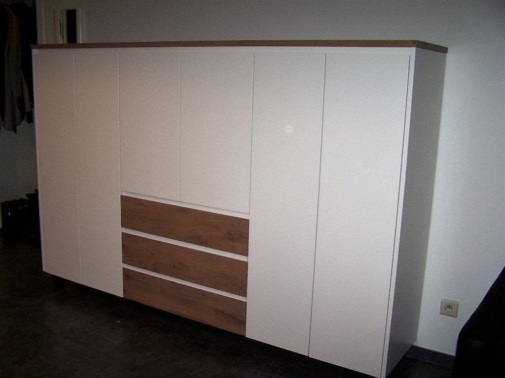 Kast dressoir inloopkast. Kast onder schuine kap. Op maat., Ophalen, Eikenhout, 50 tot 100 cm, Zo goed als nieuw