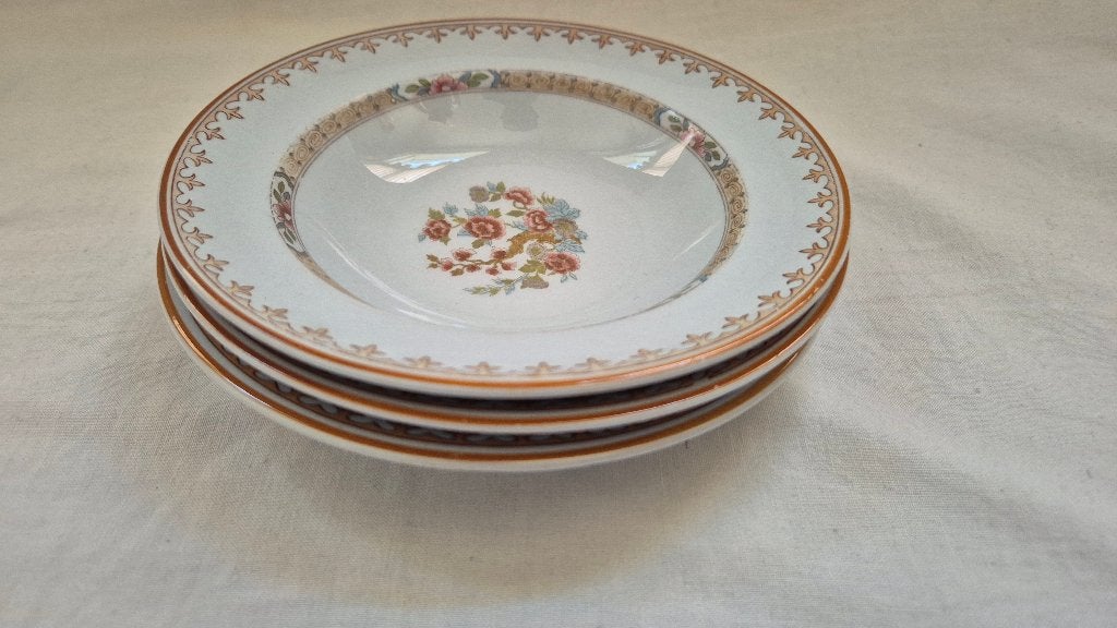Rorstrand Lotus 3 diepe schaaltjes, Huis en Inrichting, Keuken | Servies, Keramiek, Ophalen of Verzenden, Overige stijlen, Schaal of Schalen