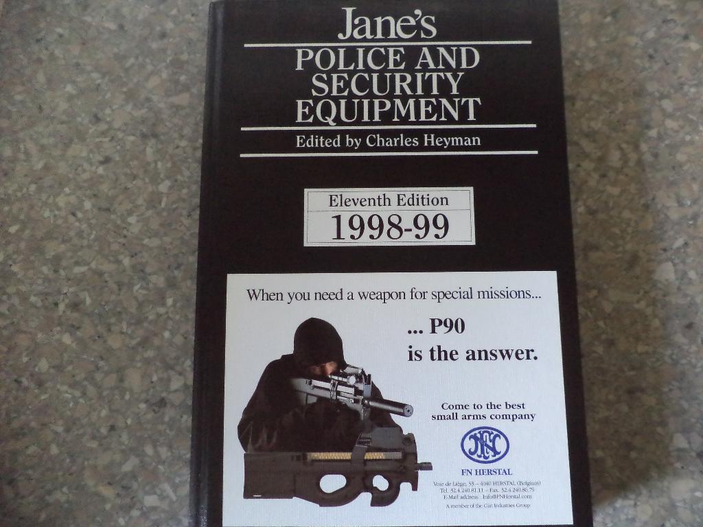 Jane,s police and security equipment geweer pistool kleding, Ophalen of Verzenden, Overige soorten, Nederland, Boek of Tijdschrift