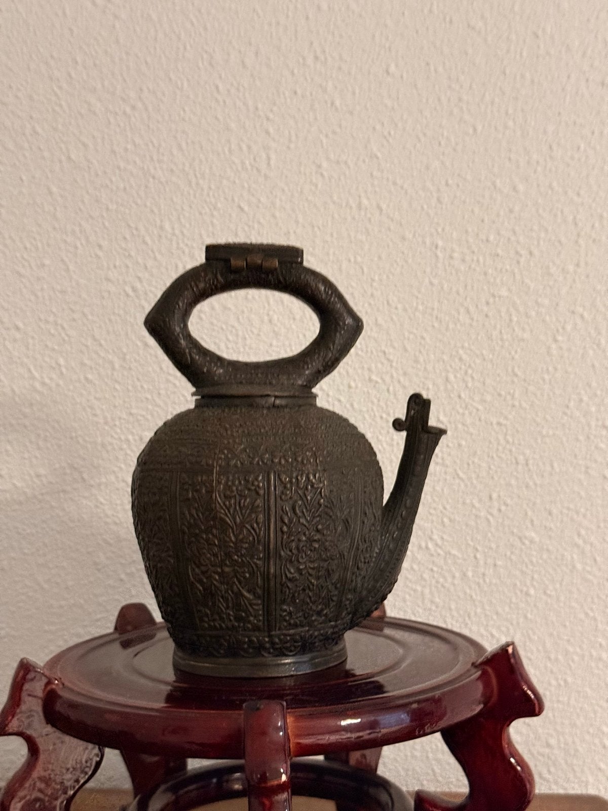 Antieke Bronzen Theepot Kendi Minangkabau volk uit Sumatra, Ophalen, Brons