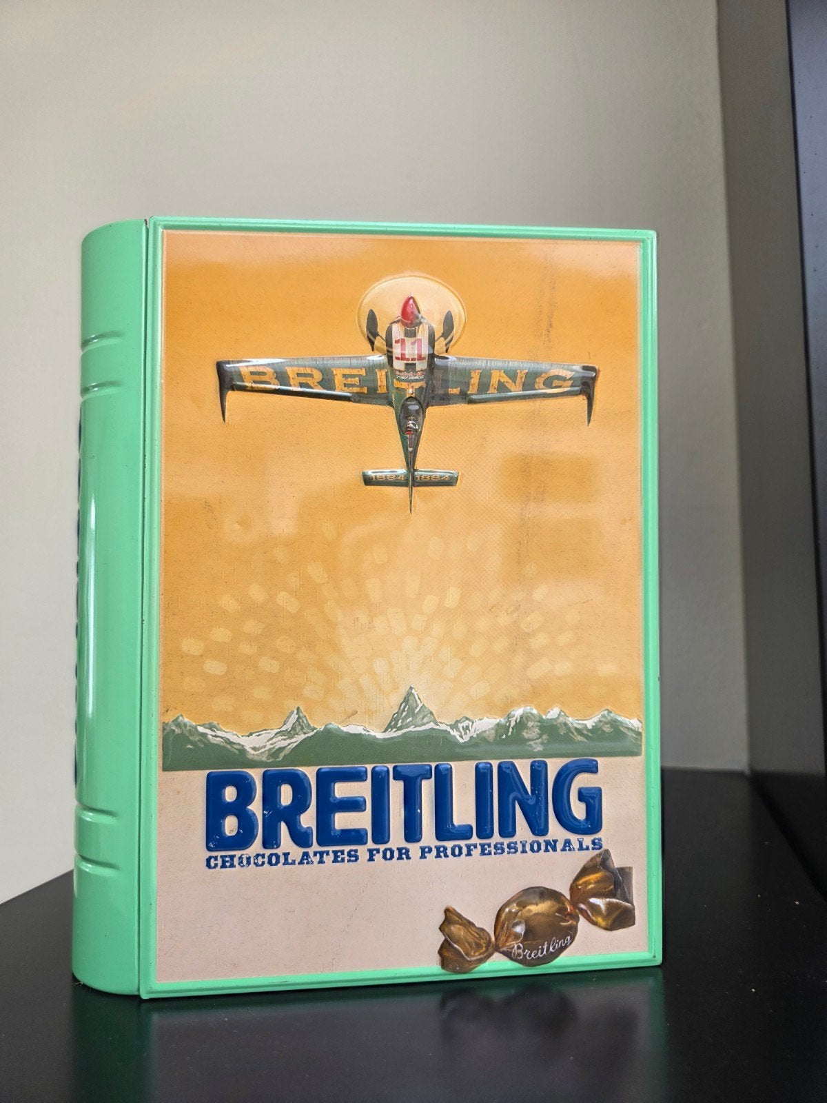 Breitling Chocolade Blik - Chocolates for Professionals, Verzamelen, Gebruikt, Info@breitling.com, Breitling, Breitling SA, P.O. Box 1132, 2540 Grenchen, Switzerland