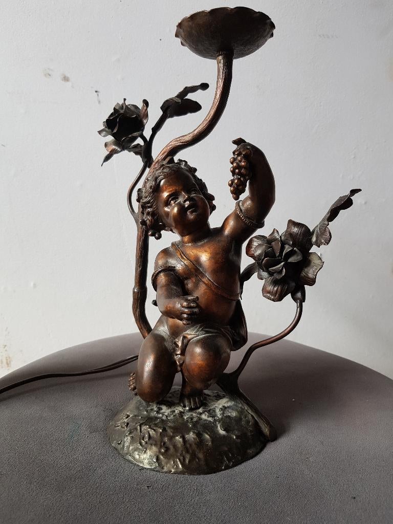 Franse Bronzen Lamp  19e Eeuw , Putto met Druiven (Bacchus), Overige onderwerpen, Art nouveau, Ophalen of Verzenden, 20 - 50 cm
