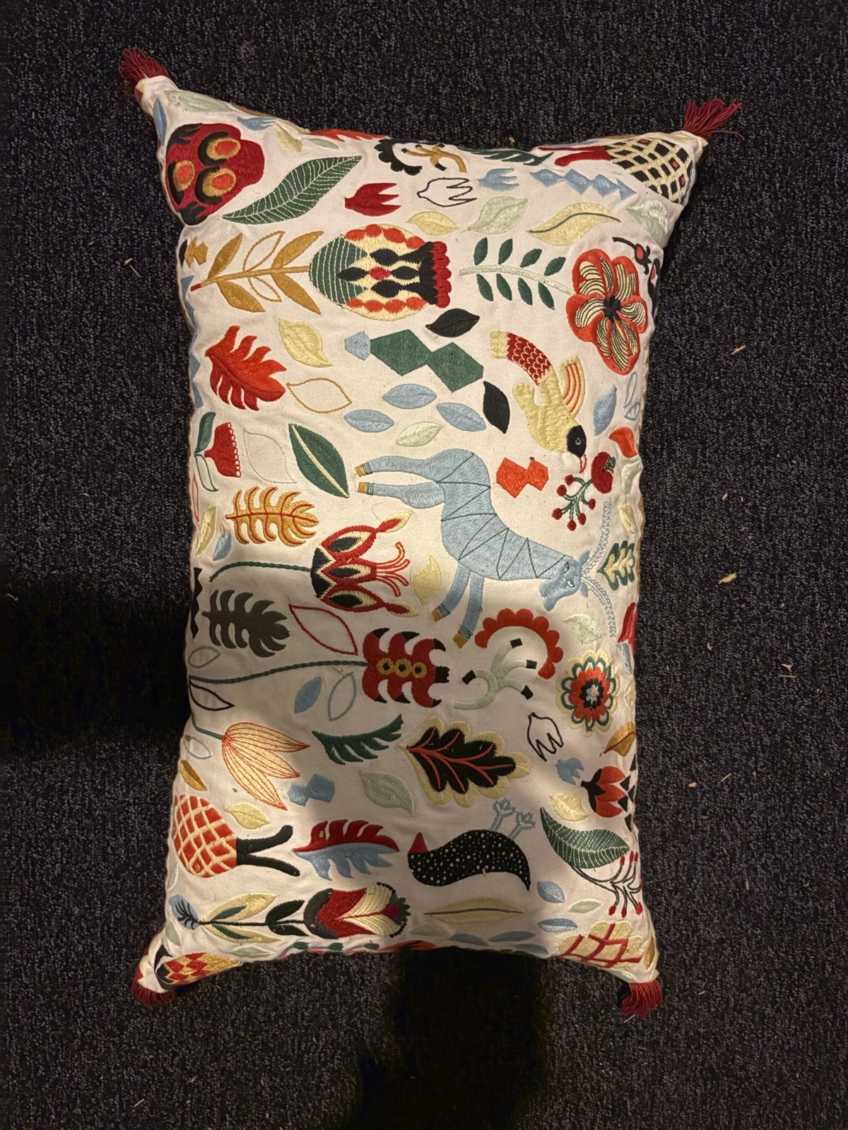 Decoratief sierkussen met kleurrijke print en kwastjes, Overige merken, Gebruikt, Meerkleurig, Met print