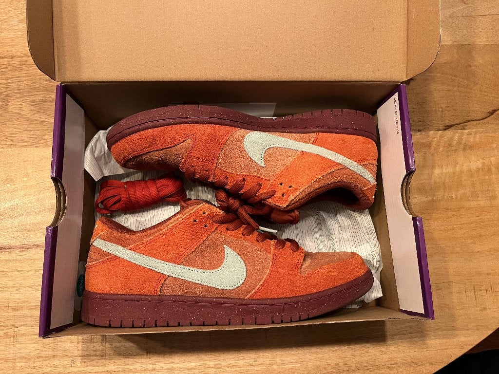 Nike SB Dunk Low Pro Premium 'Mystic Red' maat 43, Overige kleuren, Nike, Ophalen of Verzenden, Sneakers of Gympen