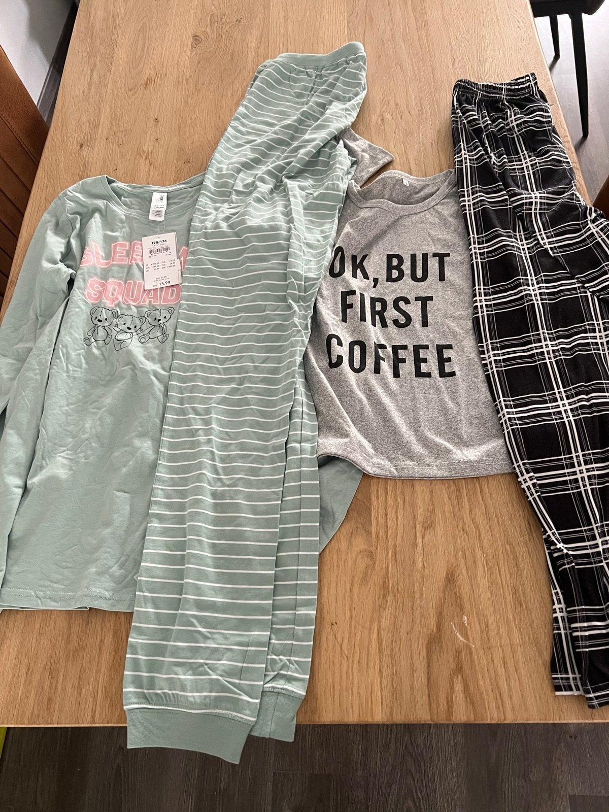 2 pyjama's: 'Sleeping Squad' en 'Ok, but first coffee', Ophalen, Nieuw, Maat 36 (S)