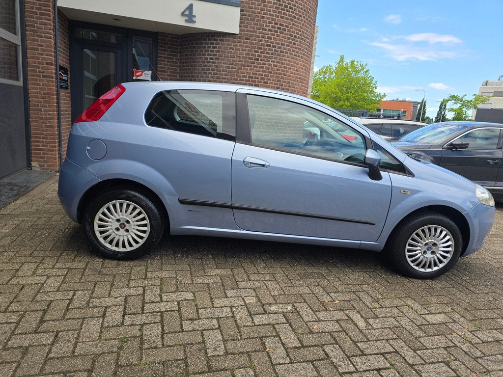 Fiat Grande Punto 1.4 Dynamic Automaat |Apk |Nap, Auto's, 4 cilinders, Grande Punto, Origineel Nederlands, Bedrijf
