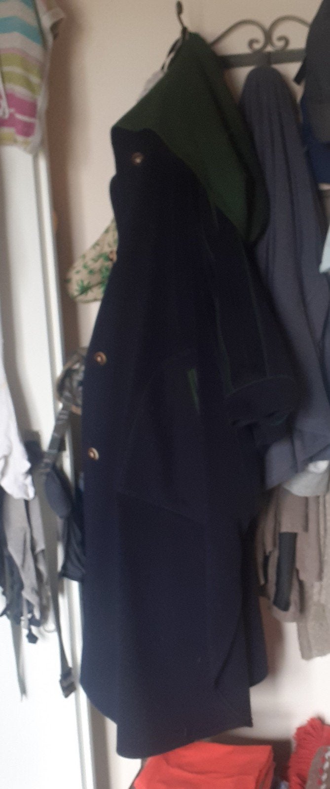 Donkerblauwe cape met groene kraag, Ophalen, Blauw, Maat 46/48 (XL) of groter, Onbekend