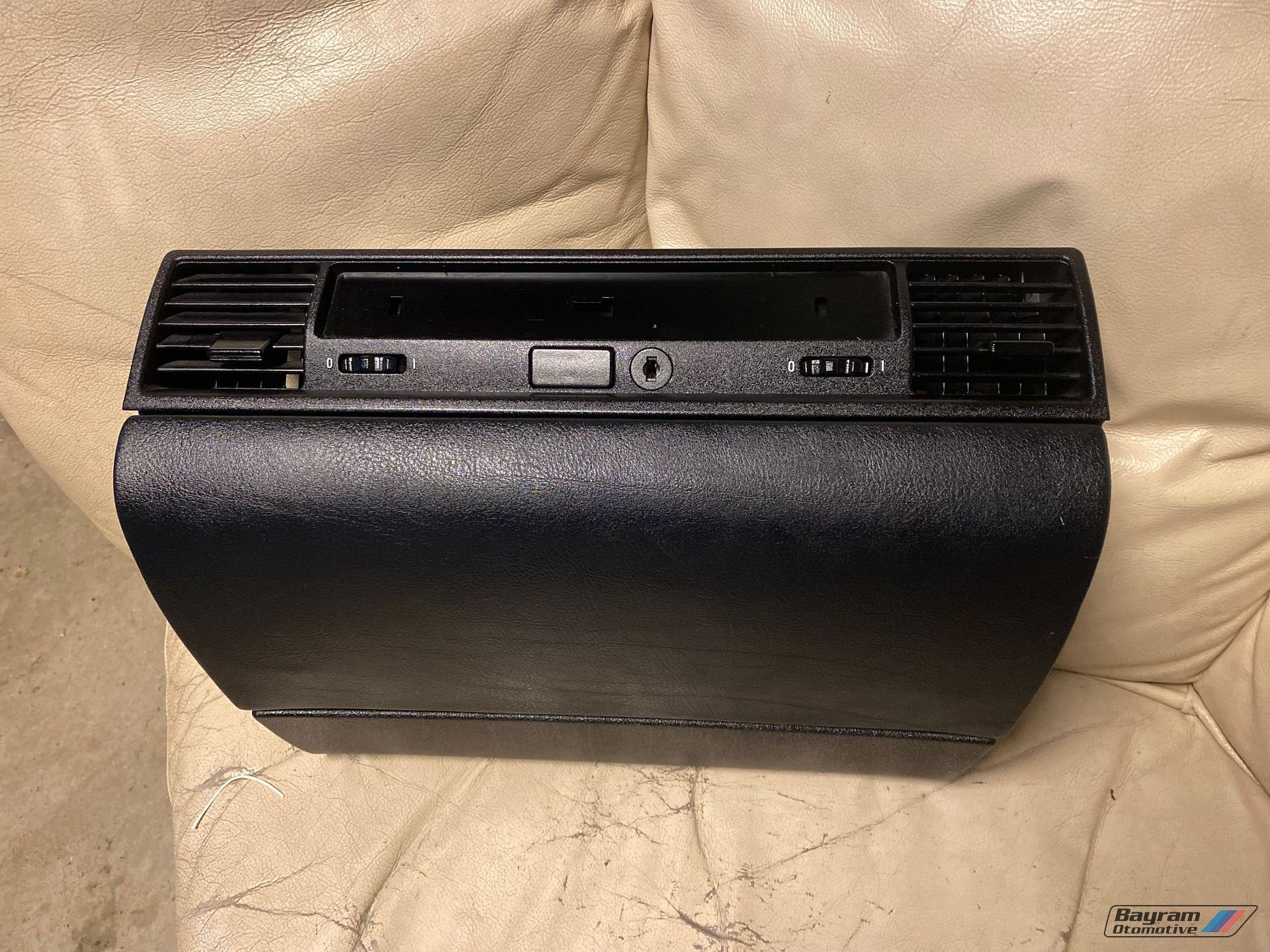 Bmw E36 dashboardkastje coupe sedan cabrio touring 3-serie, Gebruikt, -, -, Ophalen of Verzenden