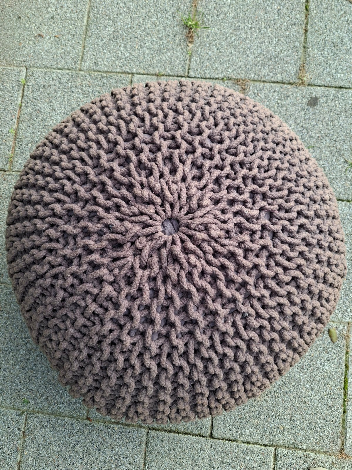 Poef Gebreid Grijs € 50,- ZIE MIJN OVERIGE ADVERTENTIES, Ophalen of Verzenden, Rond, Minder dan 50 cm, 50 tot 75 cm