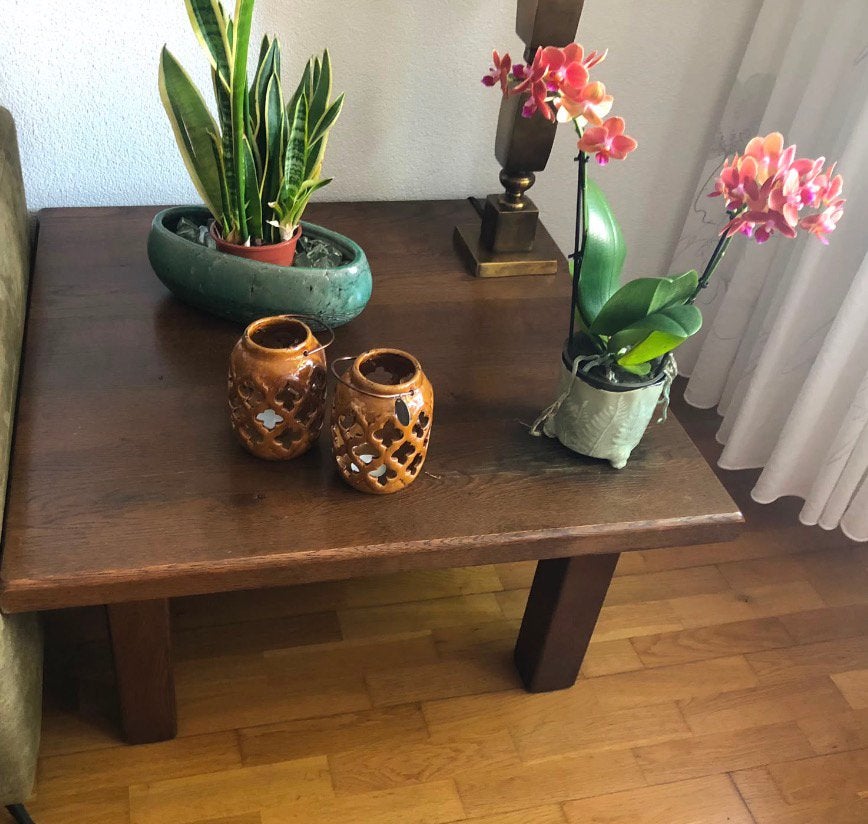 Massief houten bijzettafel te koop, Ophalen, Zo goed als nieuw, Rond, 50 tot 100 cm