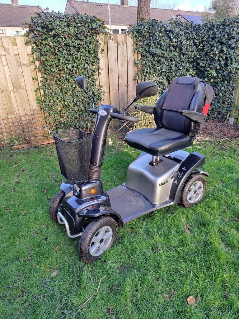 Scootmobiel Live & mobility mezzo 4, Ophalen, 46 km of meer, 11 t/m 15 km/u