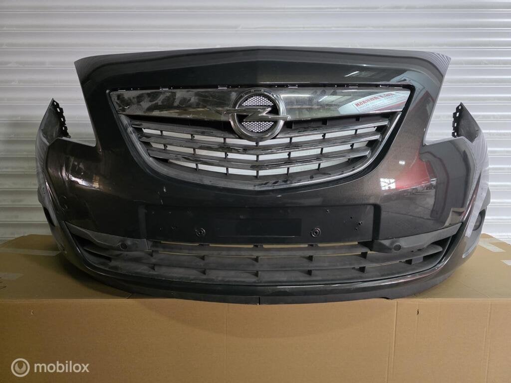 Opel meriva Bumper voor 2010 - 2014, Auto-onderdelen, Gebruikt, Voor, Ophalen of Verzenden