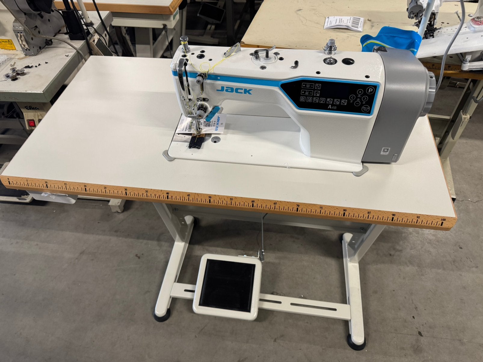 Industriele naaimachine jack a4 automaat nieuw 220v, Overige merken, Nieuw, Jack, Ophalen of Verzenden
