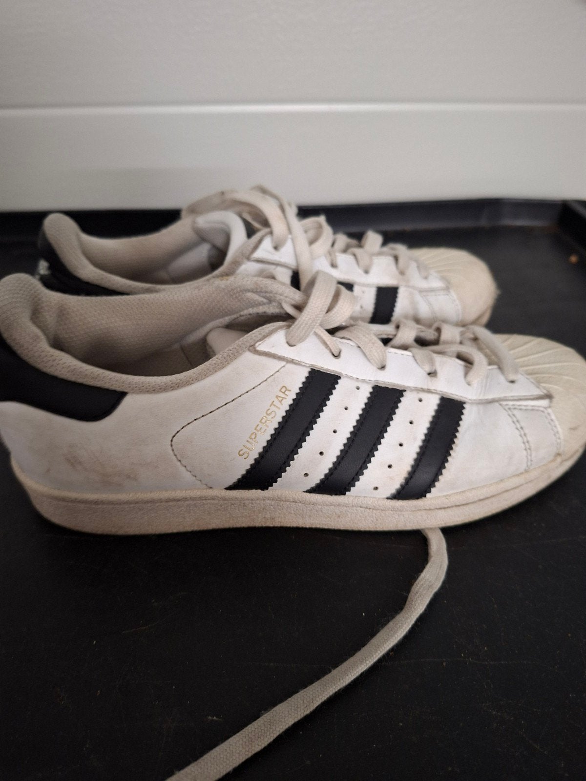 Adidas Superstar sneakers maat 37,5, Adidas, Wit, Ophalen of Verzenden, Sneakers of Gympen