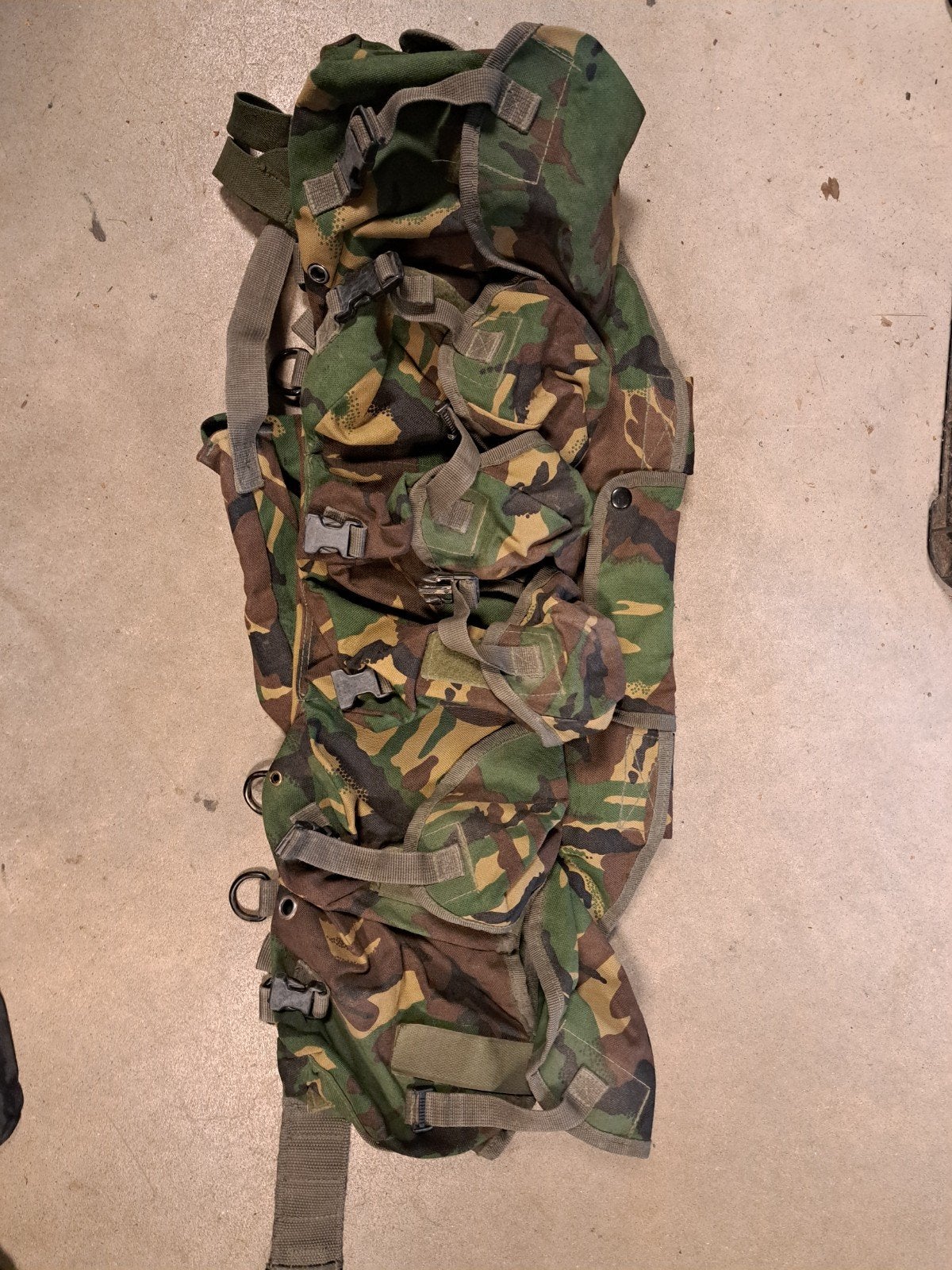 Viking 4 M-4/M16 Chest Rig - Woodland Camo (Knutselproject /, Verzamelen, Ophalen of Verzenden, X, Nederland, Landmacht