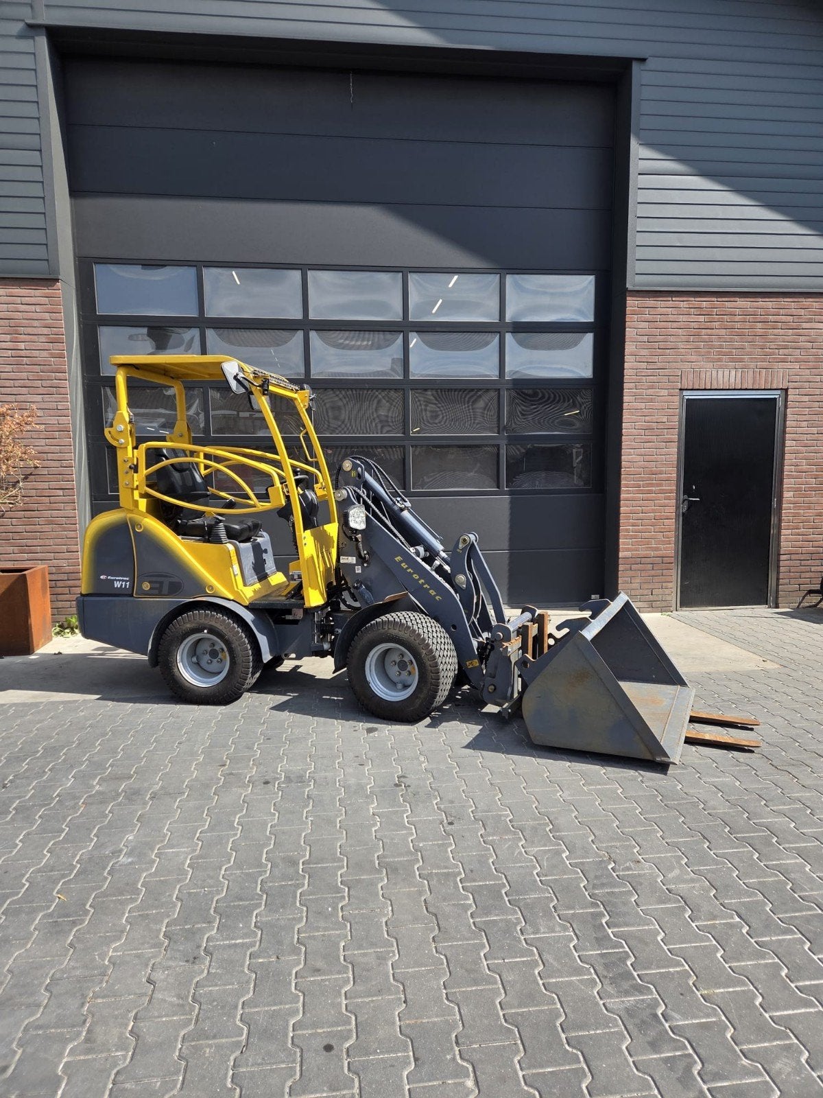 Eurotrac w11 shovel 134uur z.g.a.n, Ophalen, Wiellader of Shovel
