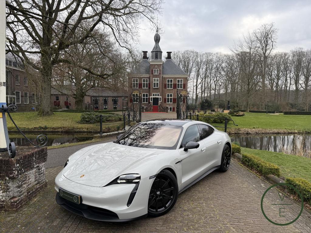 Porsche Taycan 4S Performance 84 kWh | Krijtgrijs | Sport Ch, Auto's, Porsche, 464 km, Gebruikt, Zwart, 489 pk