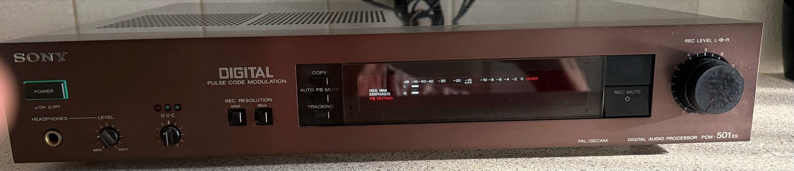 Sony PCM-501ES Digitale Audio Processor, Audio, Tv en Foto, Versterkers en Receivers, Ophalen, Overige systemen, Zo goed als nieuw