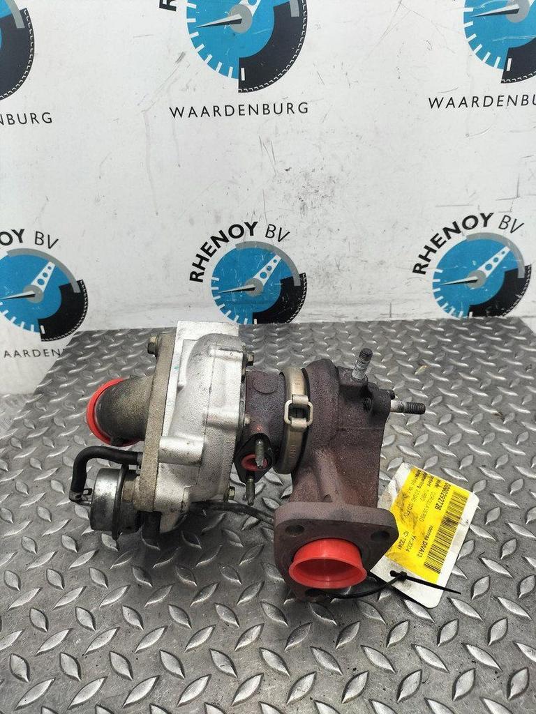 TOYOTA COROLLA VERSO TURBO 2004, Ophalen of Verzenden, Gebruikt, Stiba lid
