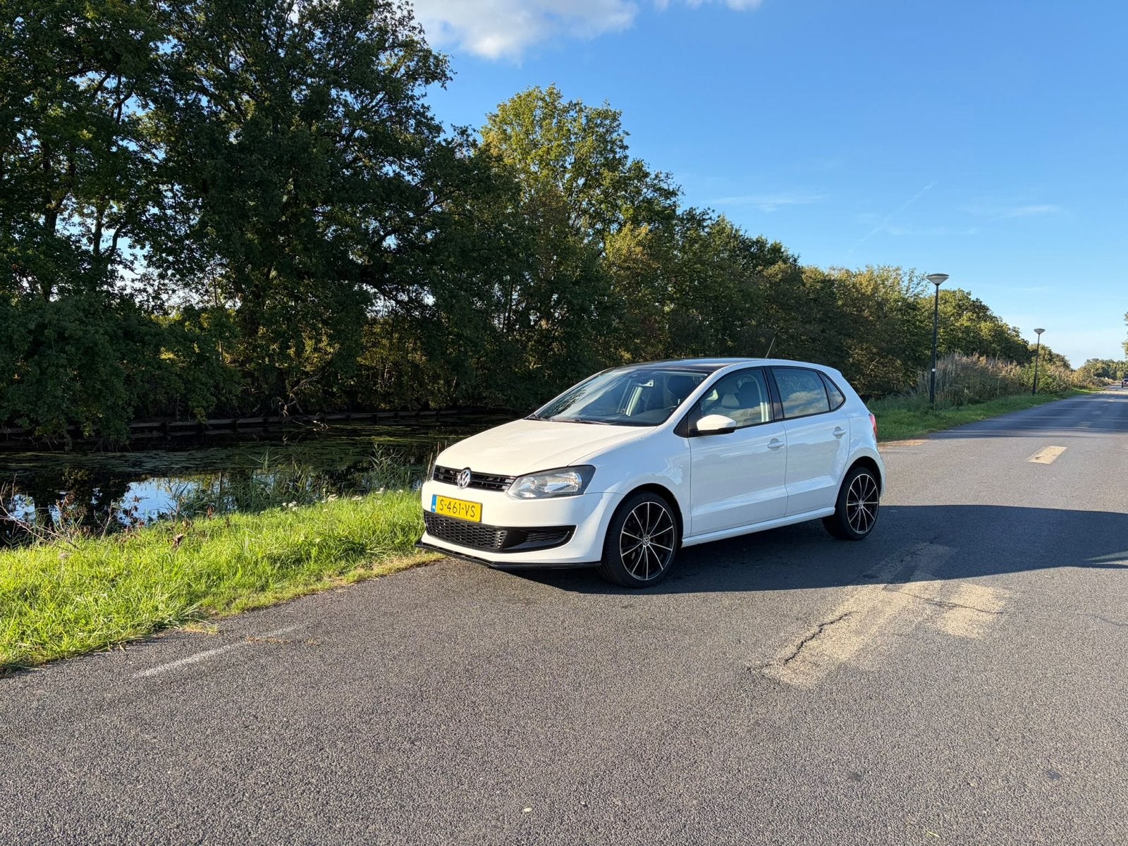 Volkswagen Polo 1.2 51KW 2009 Wit, Voorwielaandrijving, 40 €/maand, Zwart, 1198 cc