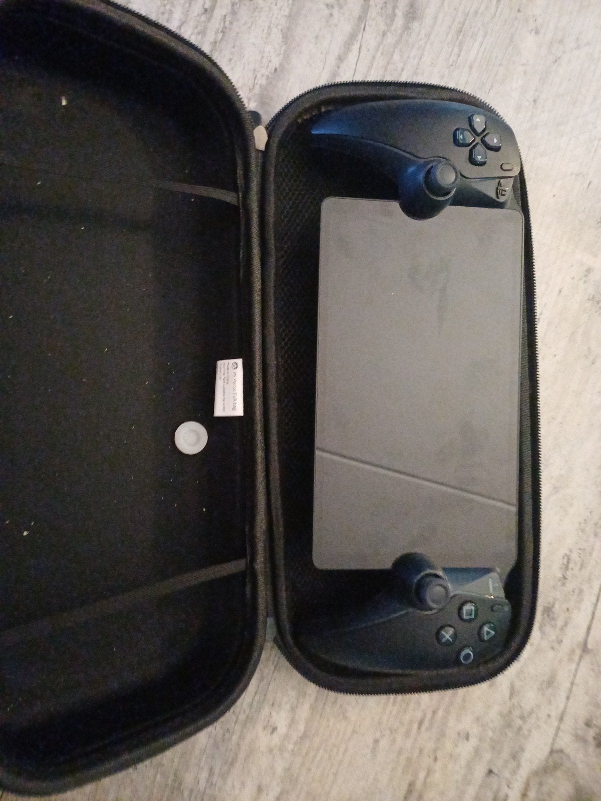 Draagbare PS Portable met case, Ophalen