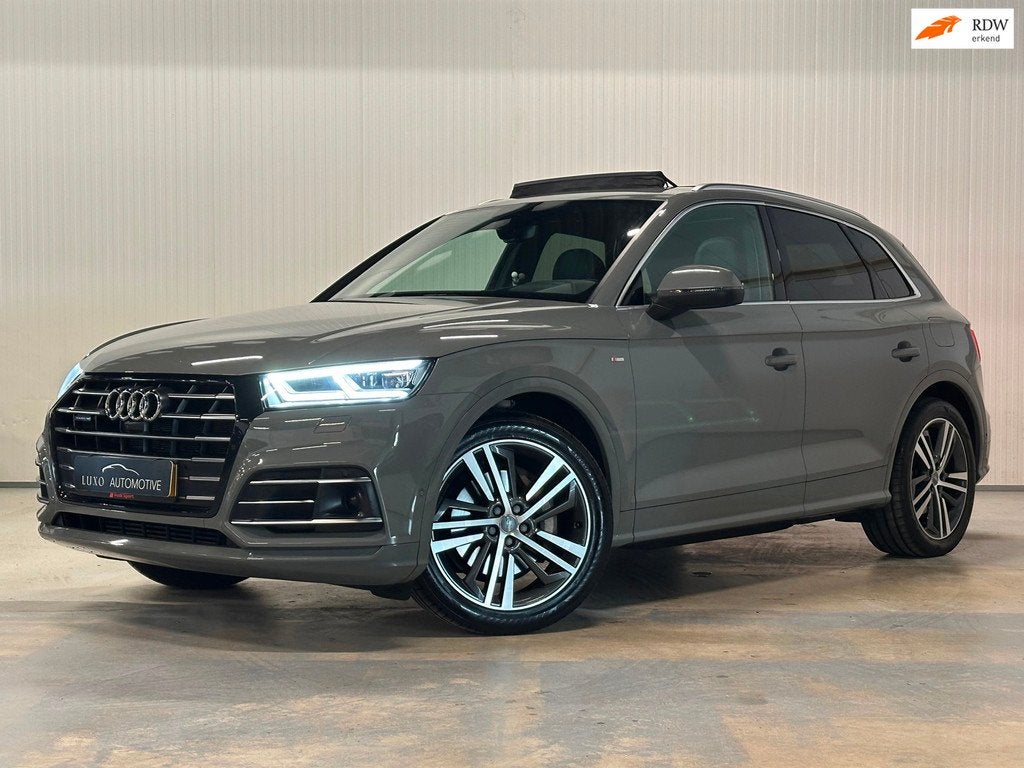 Audi Q5 55 TFSI e Quattro Competition | PANO | S--LINE | NAR, Auto's, Audi, Automaat, Euro 6, 4 cilinders, Plug-in hybride