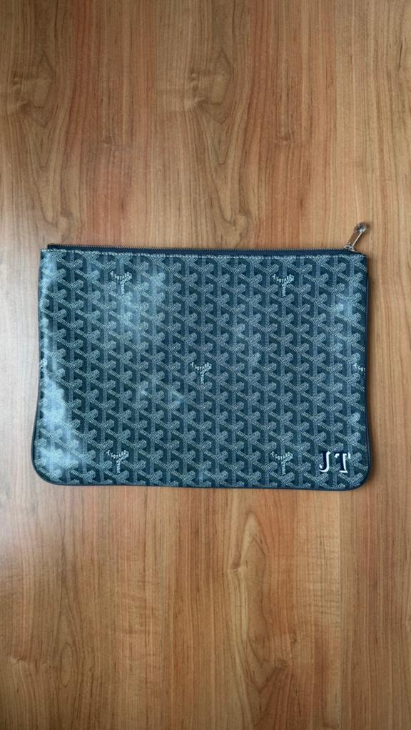 Goyard Sénat MGM pouch grey, gepersonaliseerd met initialen, Ophalen of Verzenden, Zo goed als nieuw, Grijs