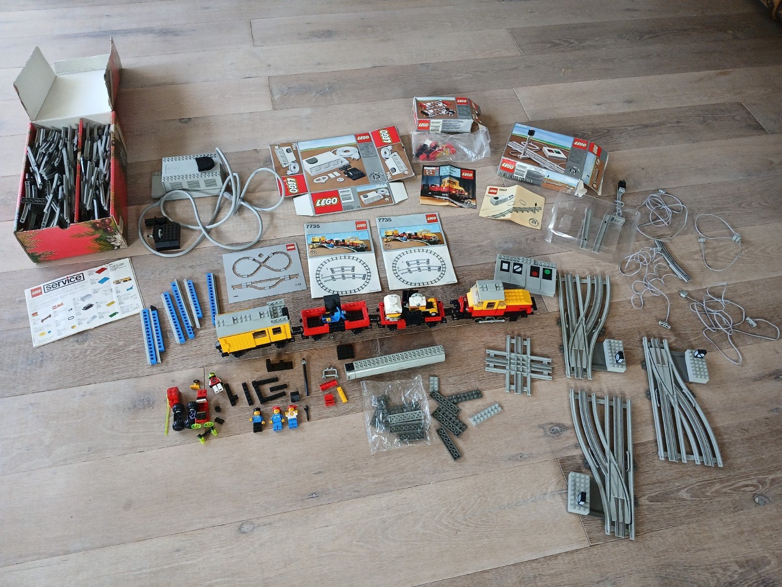 Vintage LEGO Trein Set 7735 met extra's en 12V systeem, Kinderen en Baby's, Gebruikt, Overige thema's, Lego, Ophalen of Verzenden