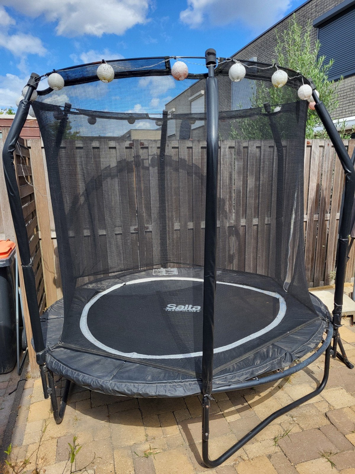 Trampoline Salta 213 cm zwart prima staat, Kinderen en Baby's, Speelgoed | Buiten | Trampolines, Ophalen, Gebruikt