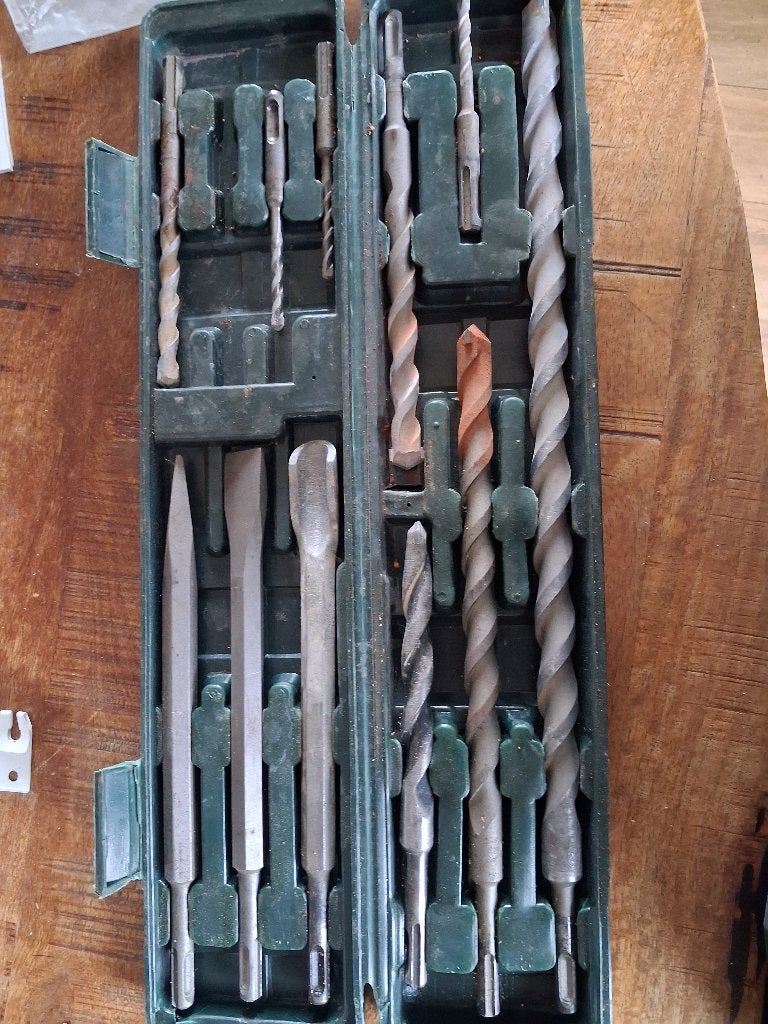 sds boren en beitelset, Ophalen of Verzenden, Gebruikt, Boor- en/of Breekhamer