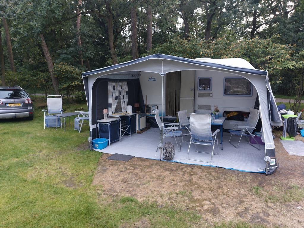 Eifelland Caravan 2000 - Compleet voor 4 personen, Vast bed, Tot en met 4, Watertank vast, Eifelland