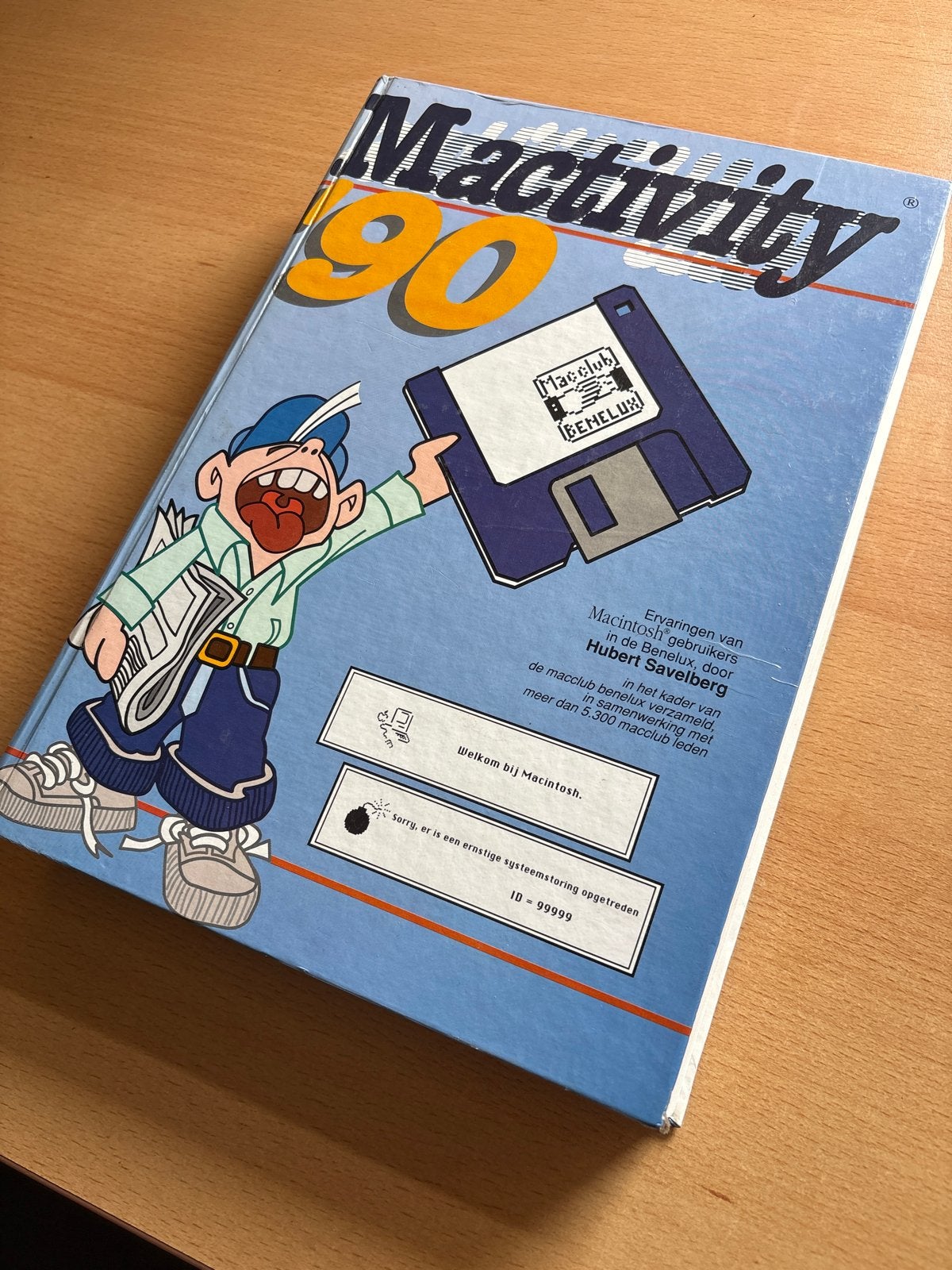 Mactivity 90: Ervaringen van Macintosh gebruikers, Boeken, Ophalen, Gelezen, Besturingssystemen