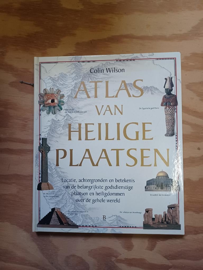 boek heilige plaatsen, Boeken, Ophalen of Verzenden, Zo goed als nieuw, Overige gebieden