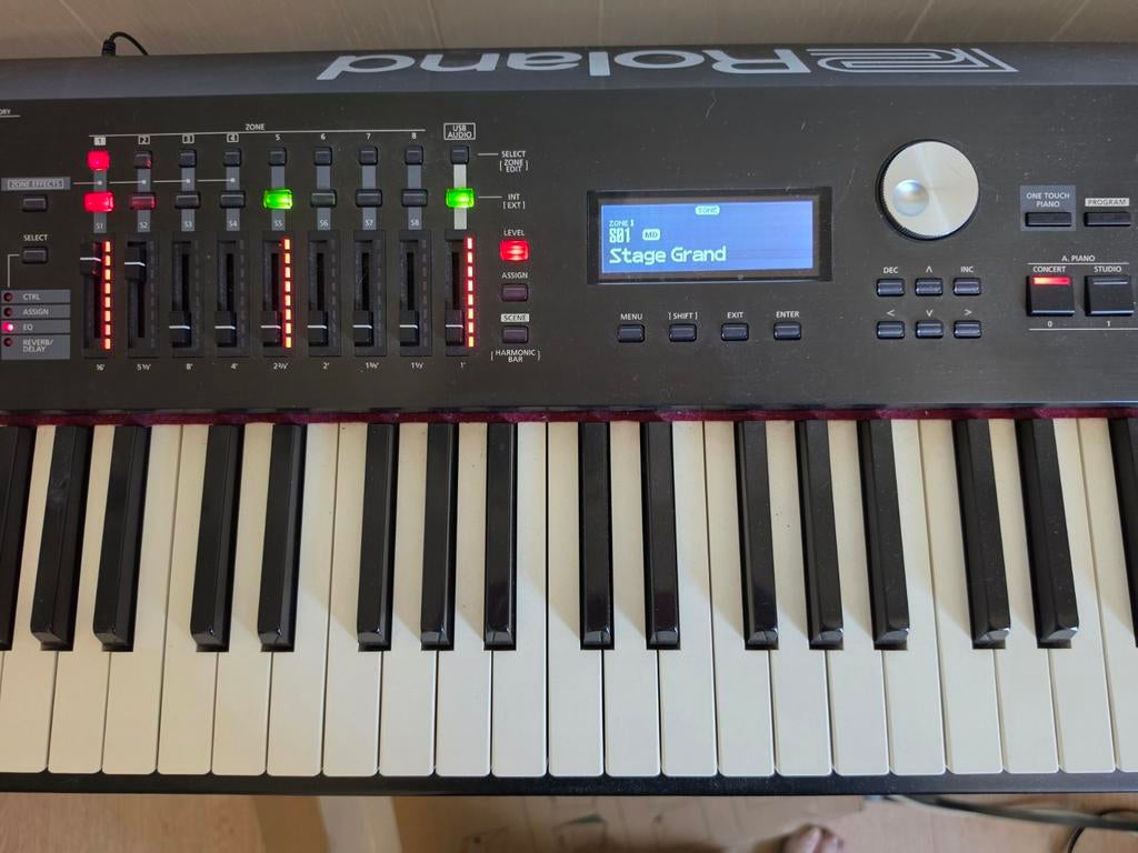 Roland RD-2000 Stage Piano, Muziek en Instrumenten, Keyboards, Ophalen, 88 toetsen, Roland, Zo goed als nieuw