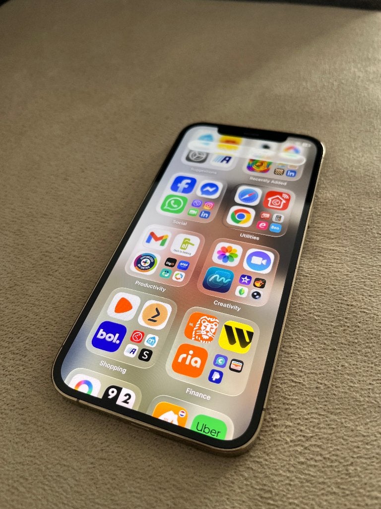 iphone 12 pro 128GB Gold, 128 GB, 77 %, Zo goed als nieuw, Zonder simlock