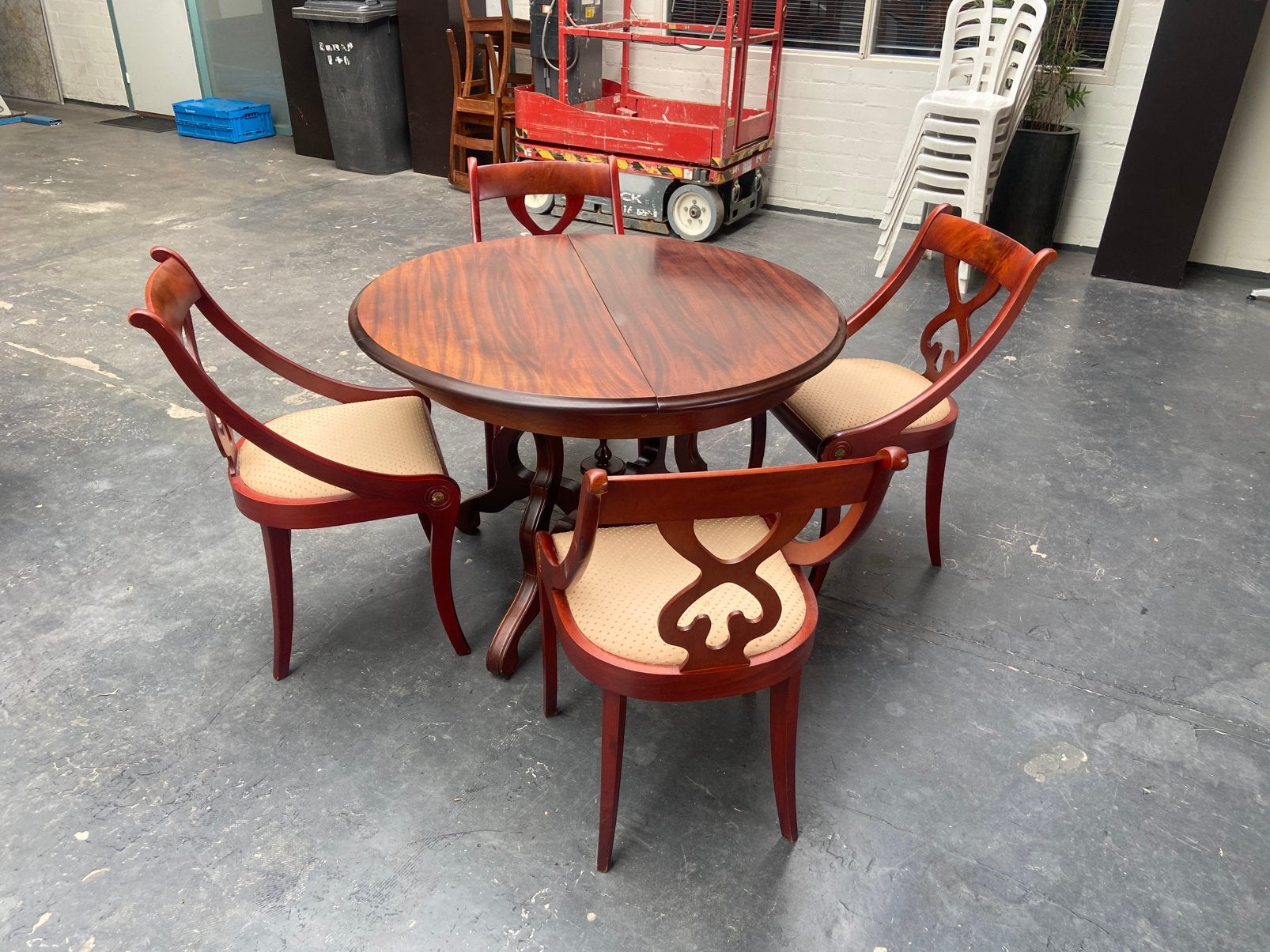 Mahonie eethoek, Ophalen, Gebruikt, Rechthoekig, 50 tot 100 cm