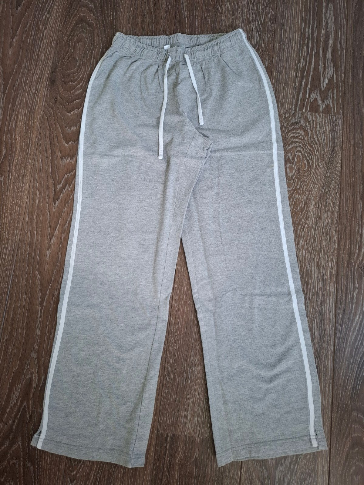 grijze joggingbroek, maat 40/42, Kleding | Dames, Broeken en Pantalons, Bonprix, Maat 42/44 (L), Ophalen of Verzenden, Zo goed als nieuw