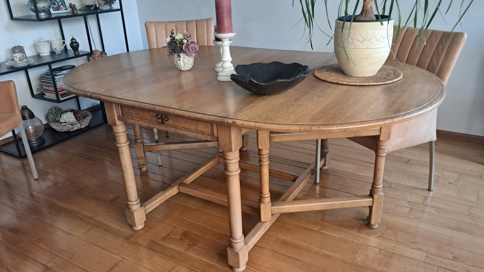 KABO meubels eiken eettafel. 200x125x76 cm, Ophalen, Gebruikt, 100 tot 150 cm, Eikenhout