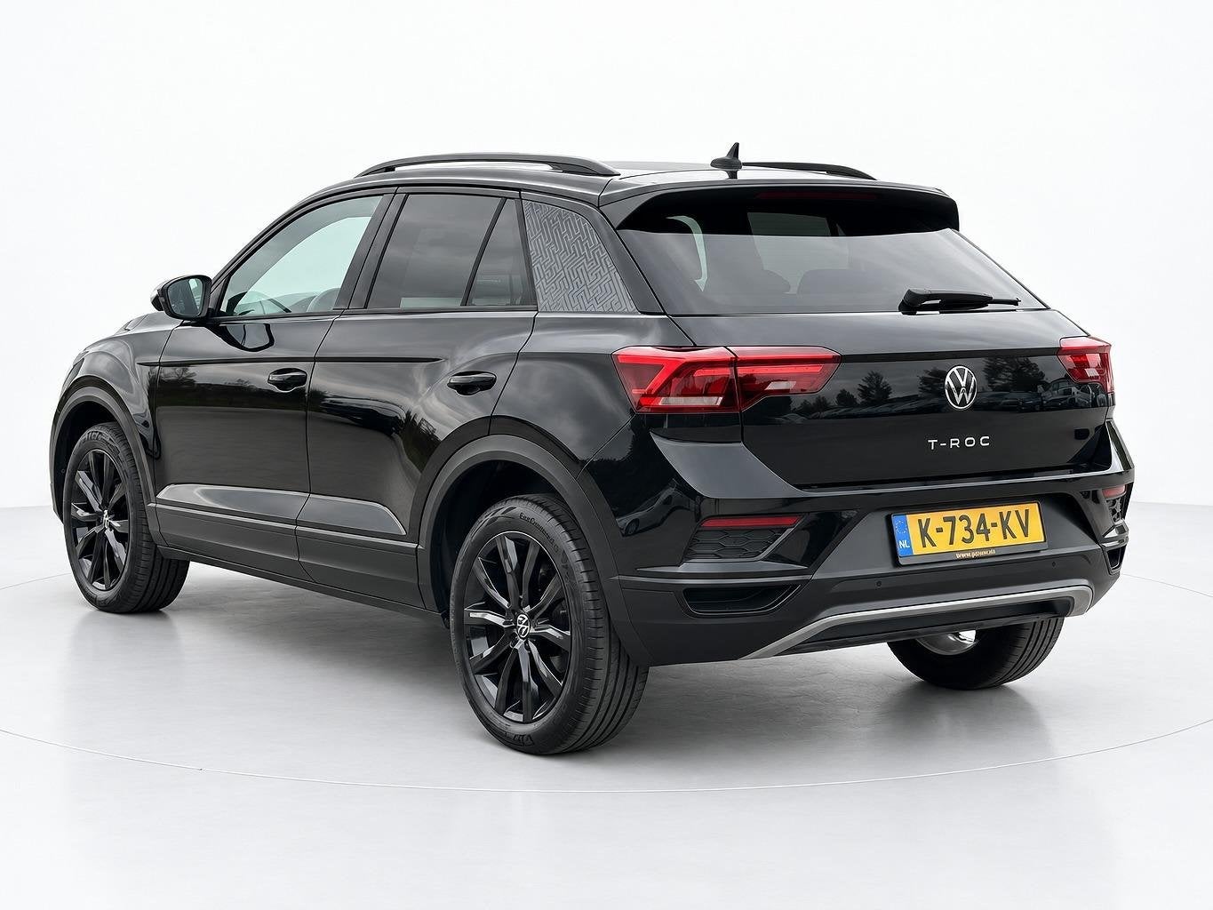 Volkswagen T-Roc 1.5 TSI SPORT ADAP CRUISE CAMERA DIGIDASH, Voorwielaandrijving, Stof, 4 cilinders, 150 pk