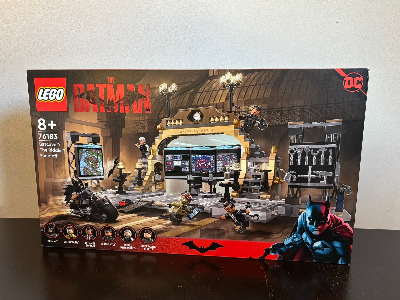 Lego Batman The Riddler Face-off - 76183 (ONGEOPEND), Overige thema's, Nieuw, Ophalen of Verzenden, Complete set
