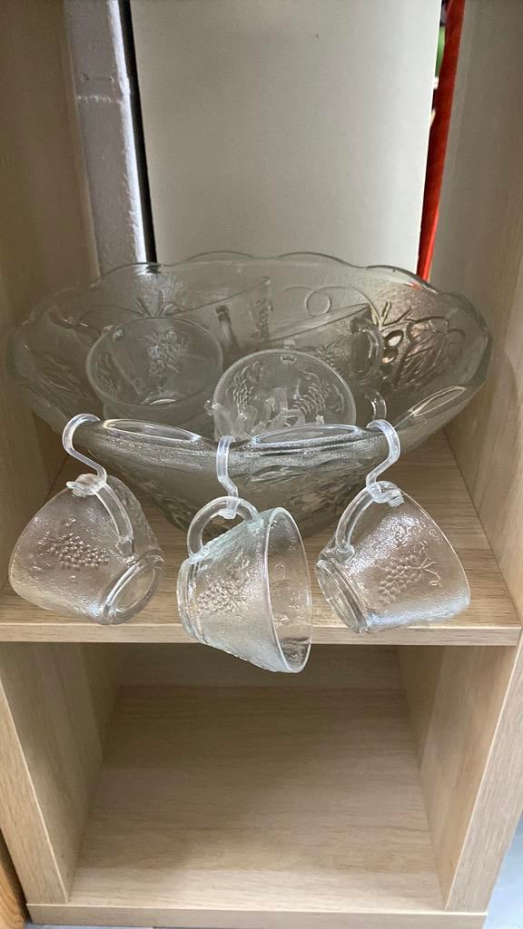 "Indiana Glass Princess" punchset., Ophalen