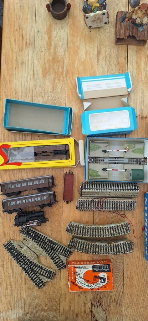 Märklin trein, rails en wagons, Wisselstroom, Gebruikt, Rails, Ophalen of Verzenden