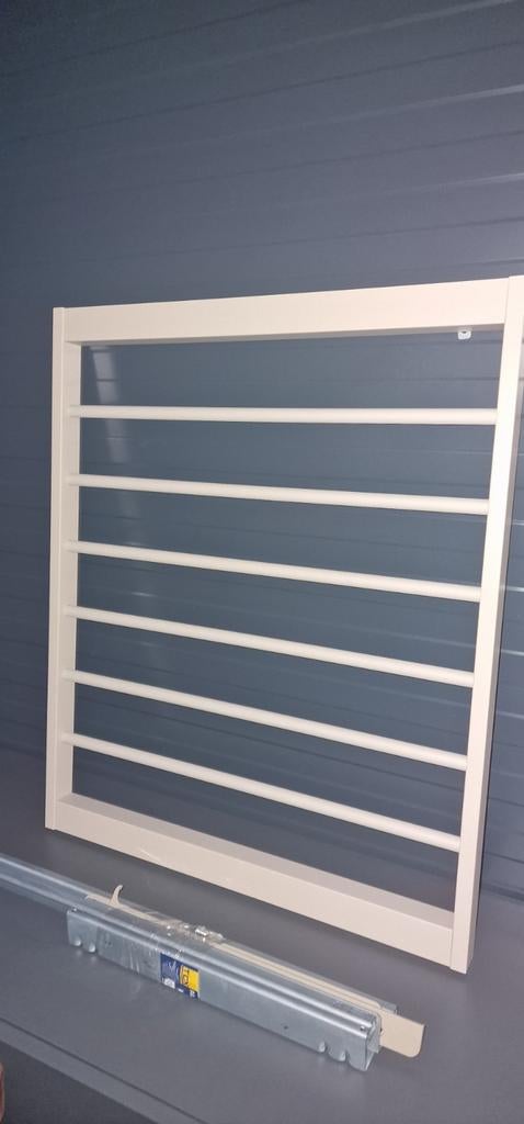 Kompliment uittrekbare broekrek grijsbeige, Huis en Inrichting, Kasten | Kledingkasten, Ophalen, 50 tot 100 cm, Zo goed als nieuw